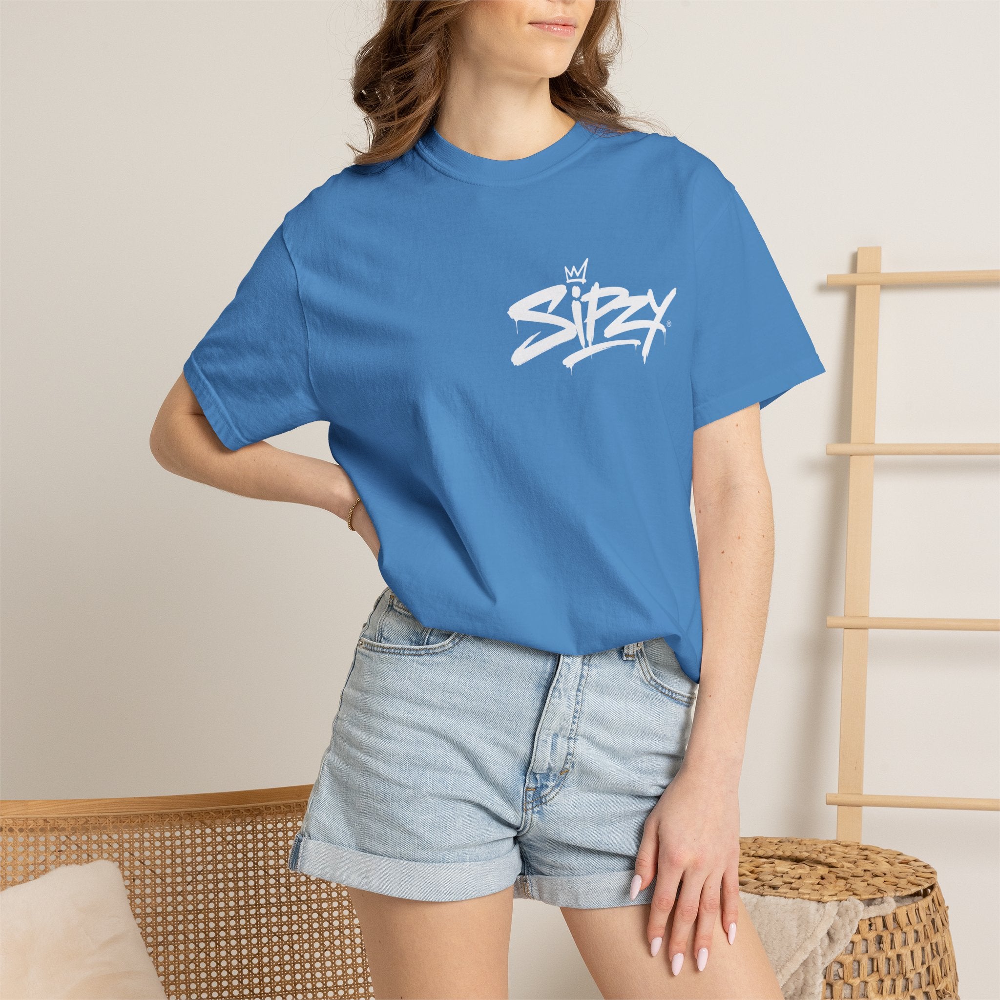 Minimal 'Sipzy' Script Tee — White Garment-Dyed T-Shirt