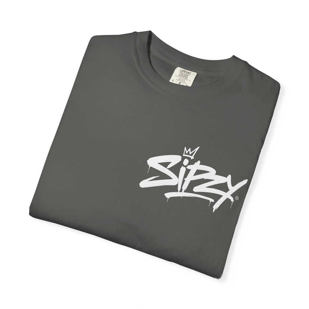 Minimal 'Sipzy' Script Tee — White Garment-Dyed T-Shirt