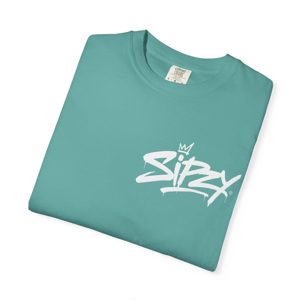 Minimal 'Sipzy' Script Tee — White Garment-Dyed T-Shirt