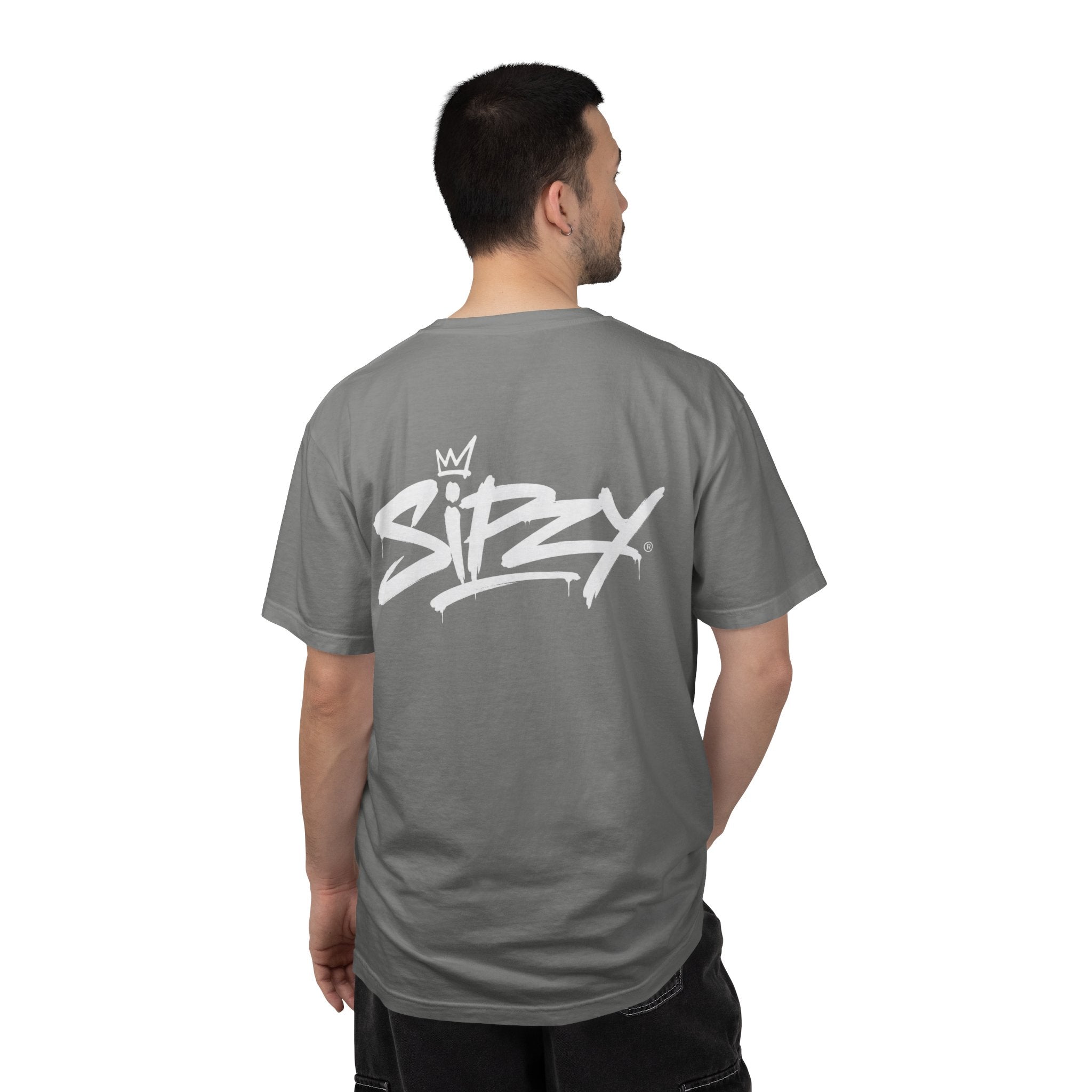 Minimal 'Sipzy' Script Tee — White Garment-Dyed T-Shirt