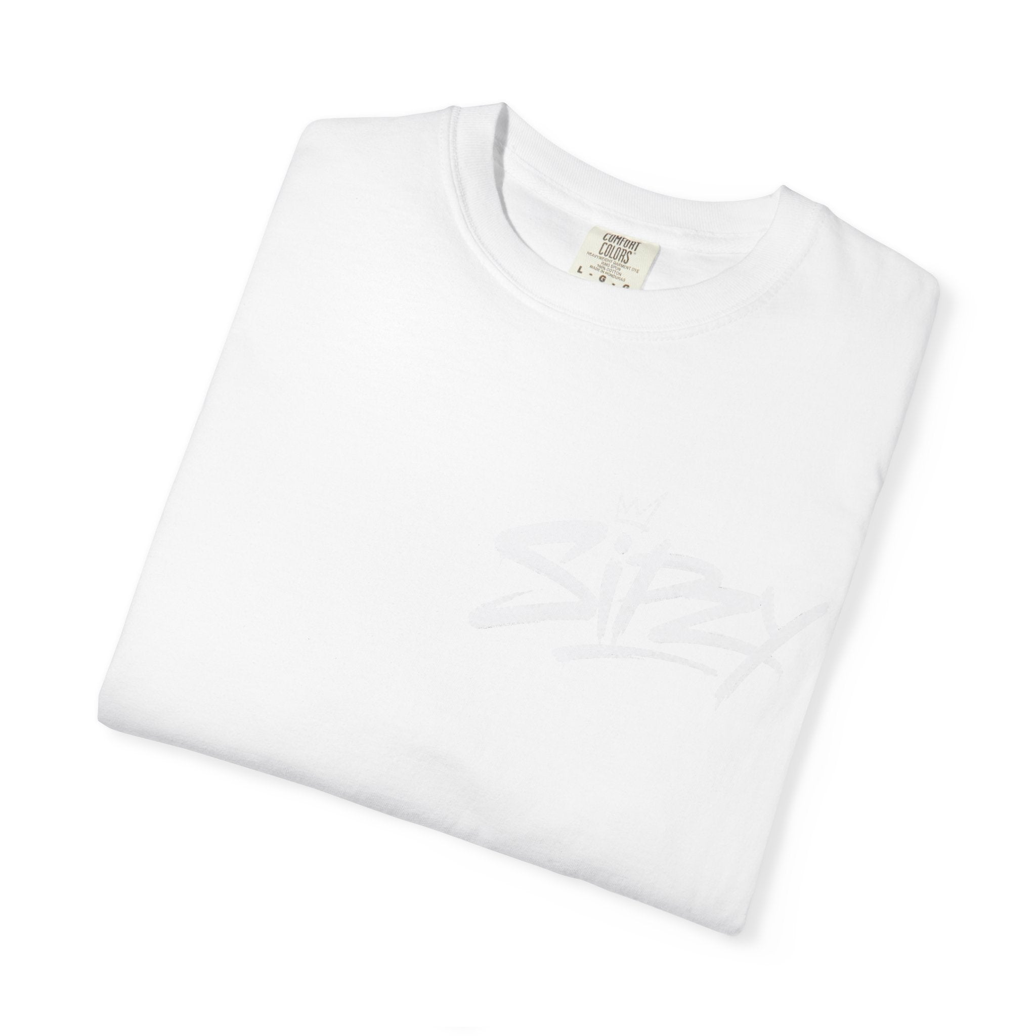 Minimal 'Sipzy' Script Tee — White Garment-Dyed T-Shirt