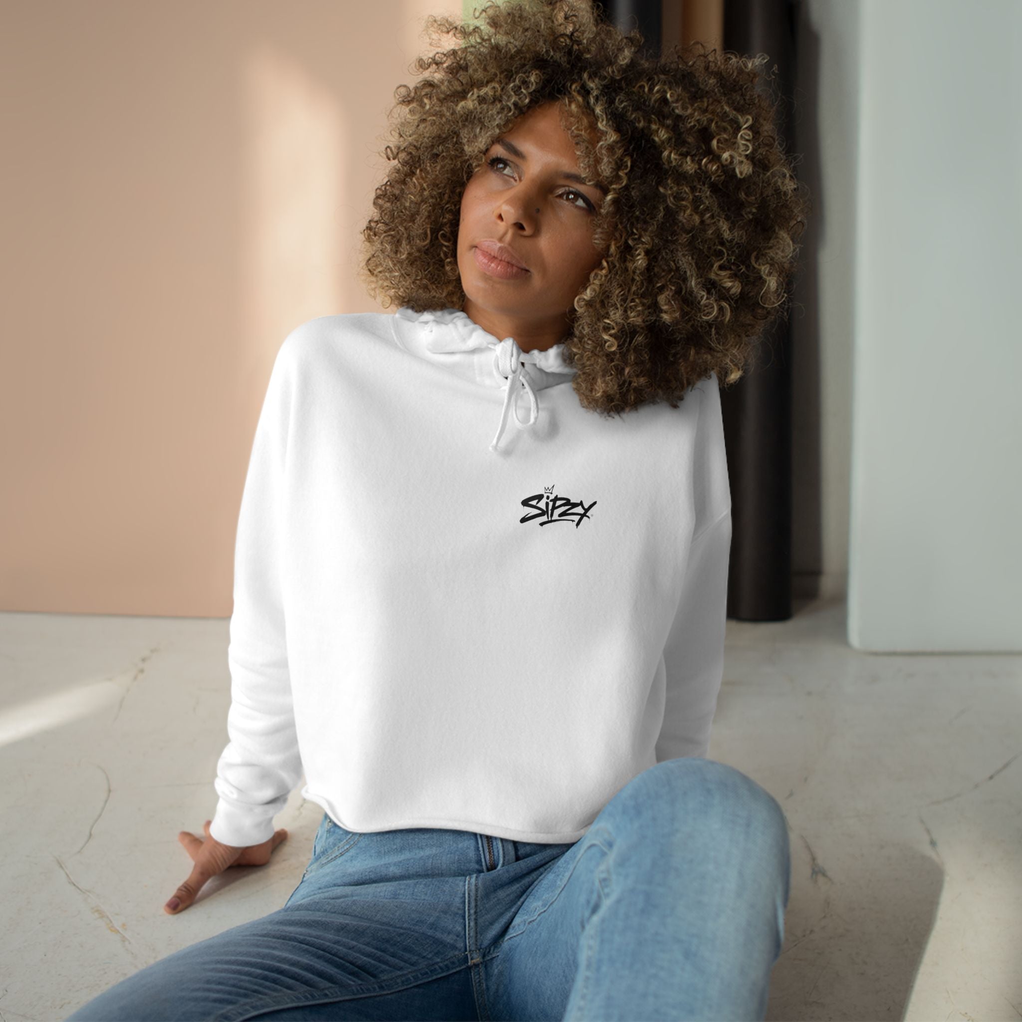 Minimalist 'Streetwear' Cropped Hoodie — Women's Casual Urban Pullover