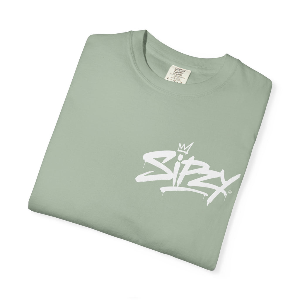 Minimal 'Sipzy' Script Tee — White Garment-Dyed T-Shirt