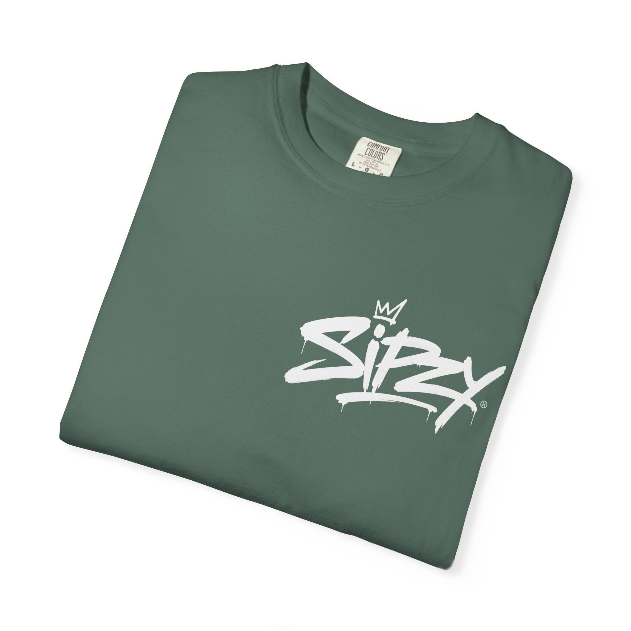 Minimal 'Sipzy' Script Tee — White Garment-Dyed T-Shirt