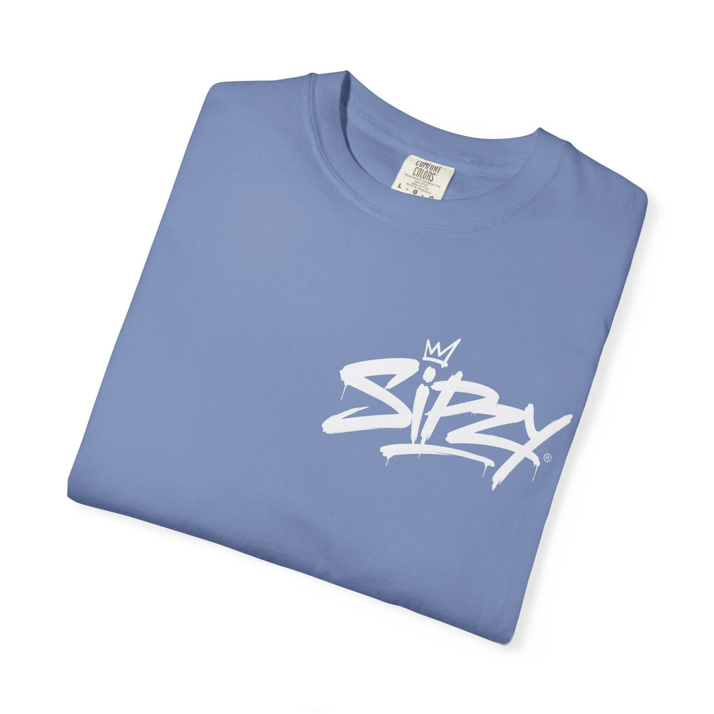 Minimal 'Sipzy' Script Tee — White Garment-Dyed T-Shirt