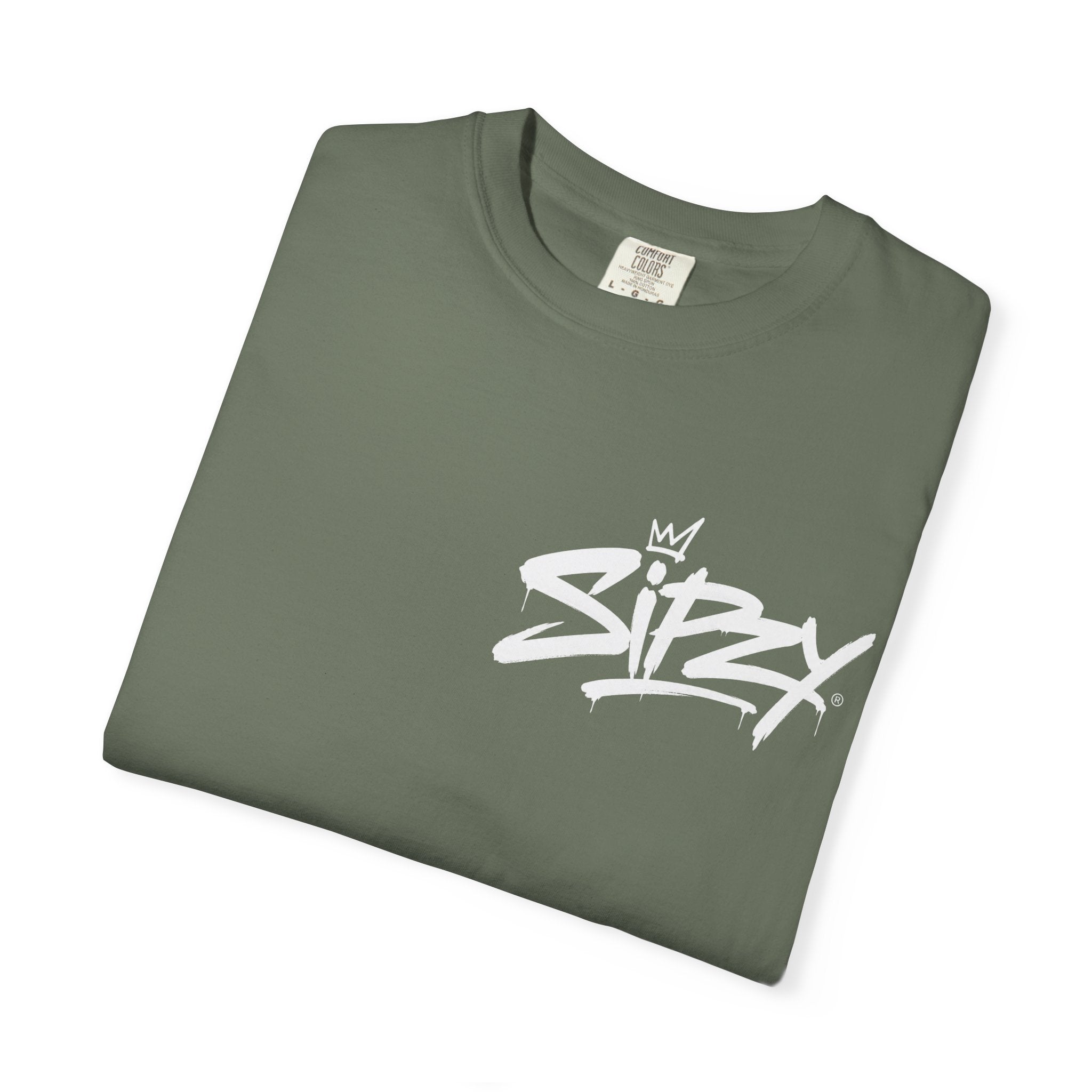 Minimal 'Sipzy' Script Tee — White Garment-Dyed T-Shirt